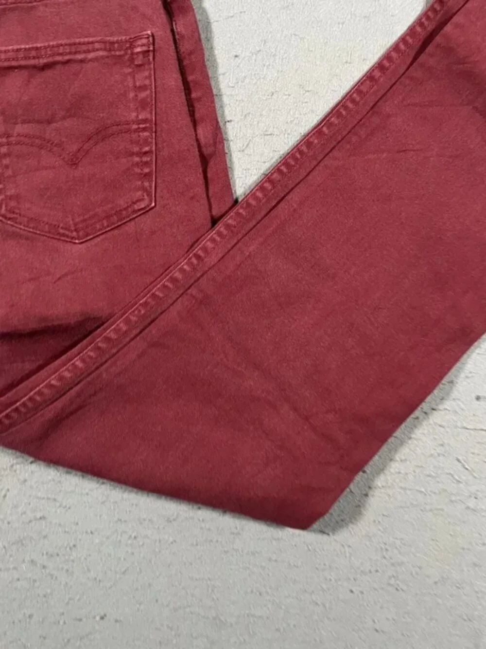 Levi’s 513 Pink Slim Straight Denim Jeans W30 L30